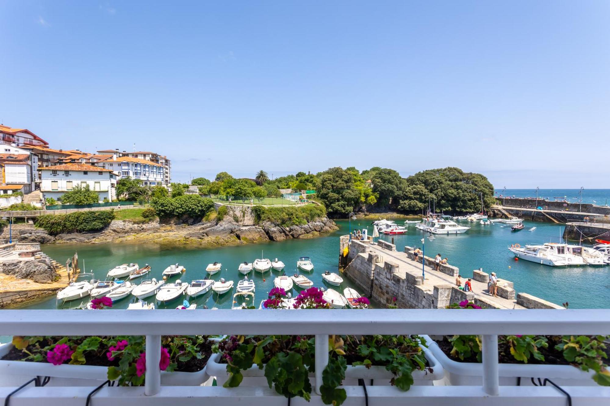 Hotel&Spa El Puerto Mundaka Exteriör bild