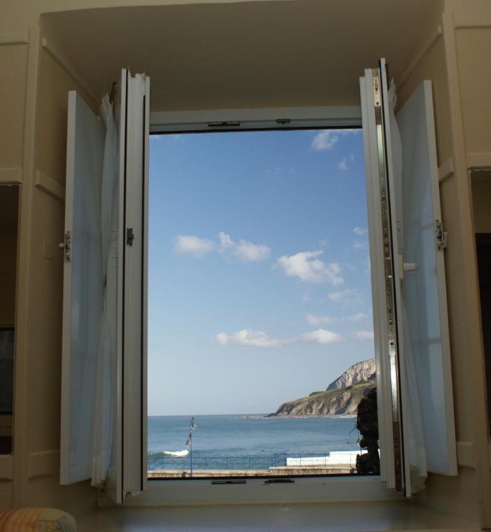 Hotel&Spa El Puerto Mundaka Exteriör bild